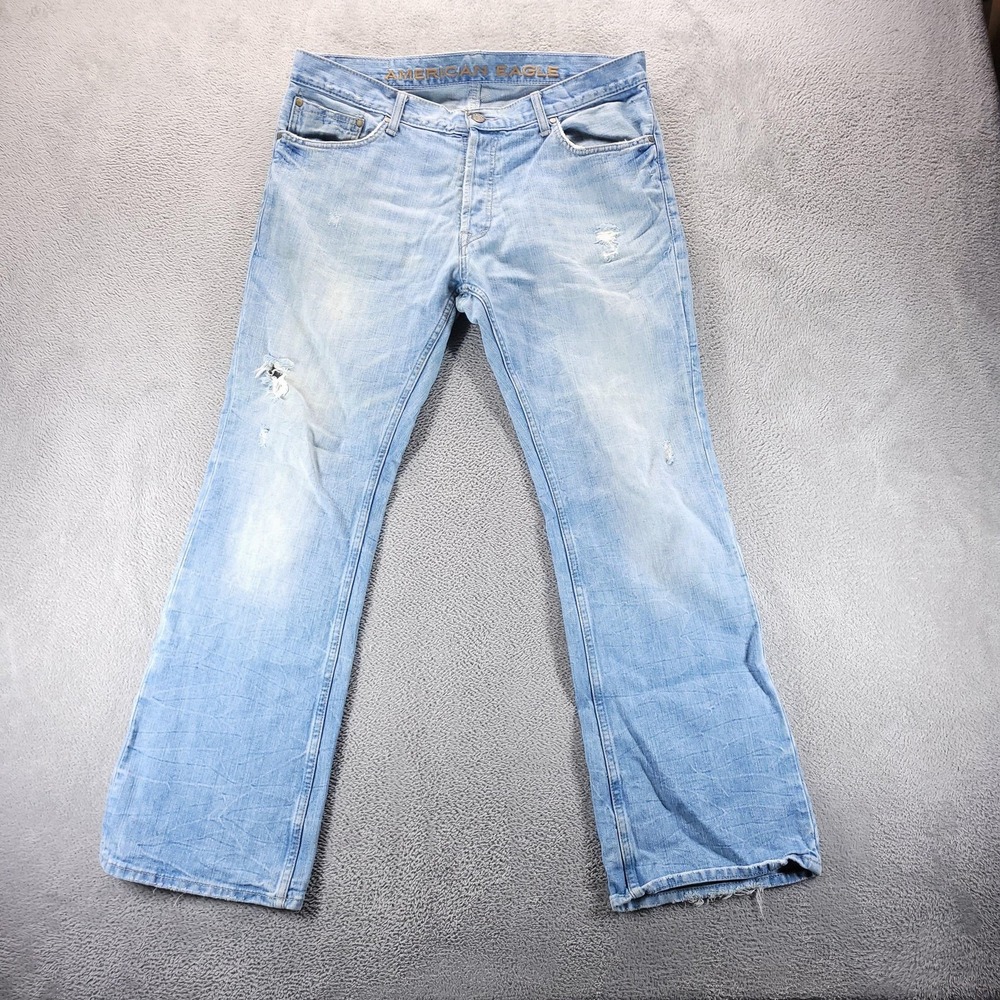 American Eagle Jeans Mens 34x30 Blue Low Rise Boot Bootcut Light Wash Distressed